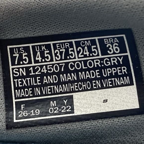 Womens Size 7.5 Skechers Go Walk 6 Grand Horizon Grey Slip On Walking Shoes - Picture 11 of 11